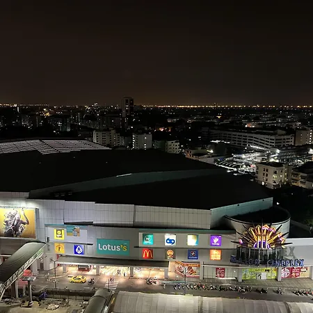Mall Suites Hotel
