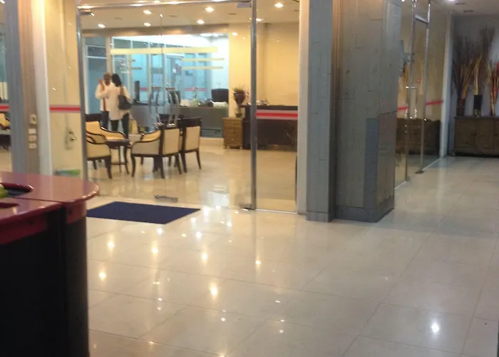 Mall 3*