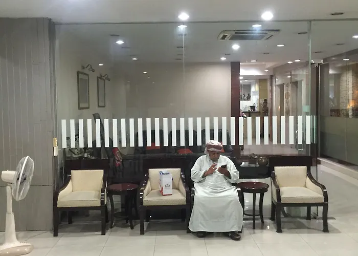 Mall Hotel 3*