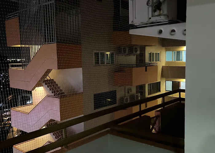 Mall Hotel 3*